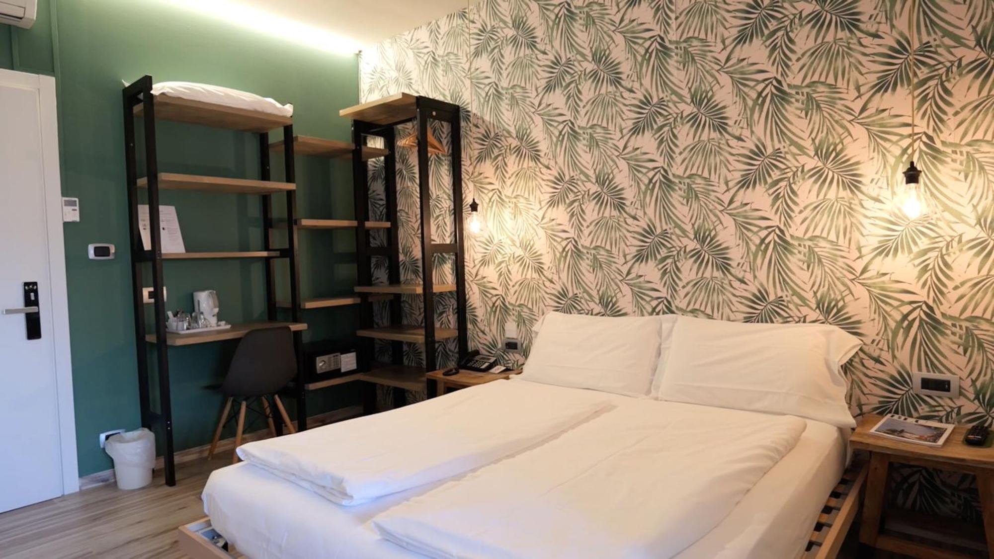 Hotel Villa Alberta ナーゴ エクステリア 写真