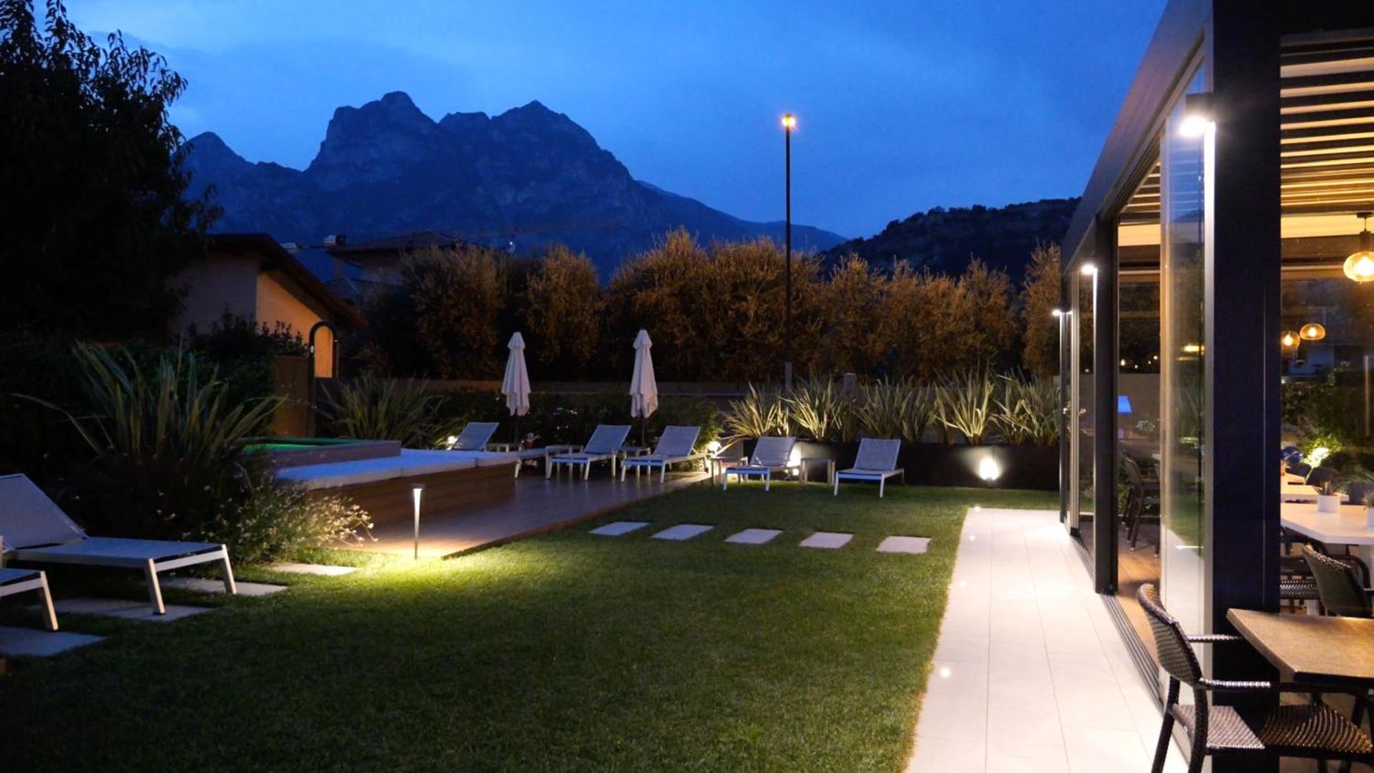 Hotel Villa Alberta ナーゴ エクステリア 写真