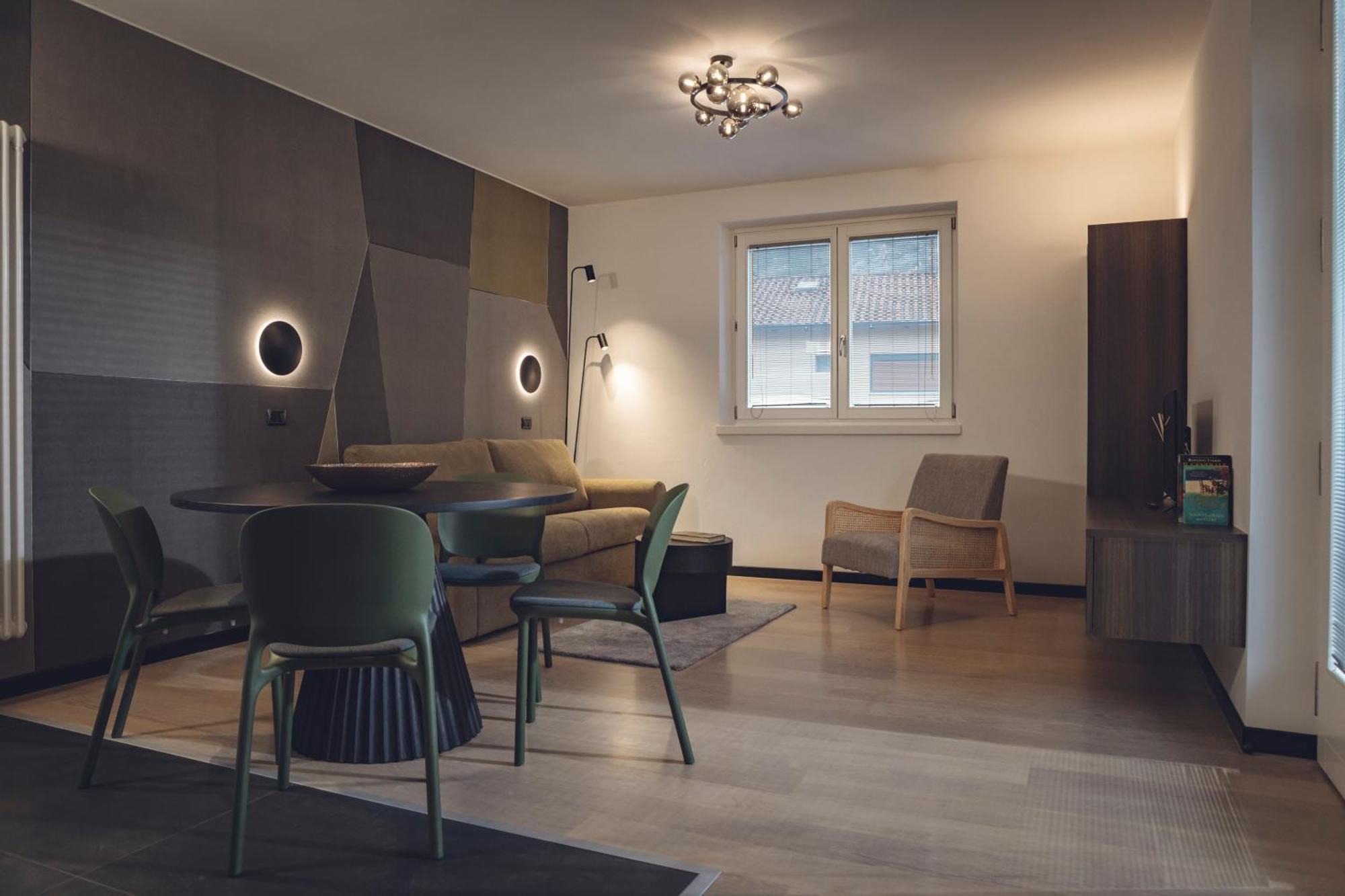 Hotel Villa Alberta ナーゴ エクステリア 写真