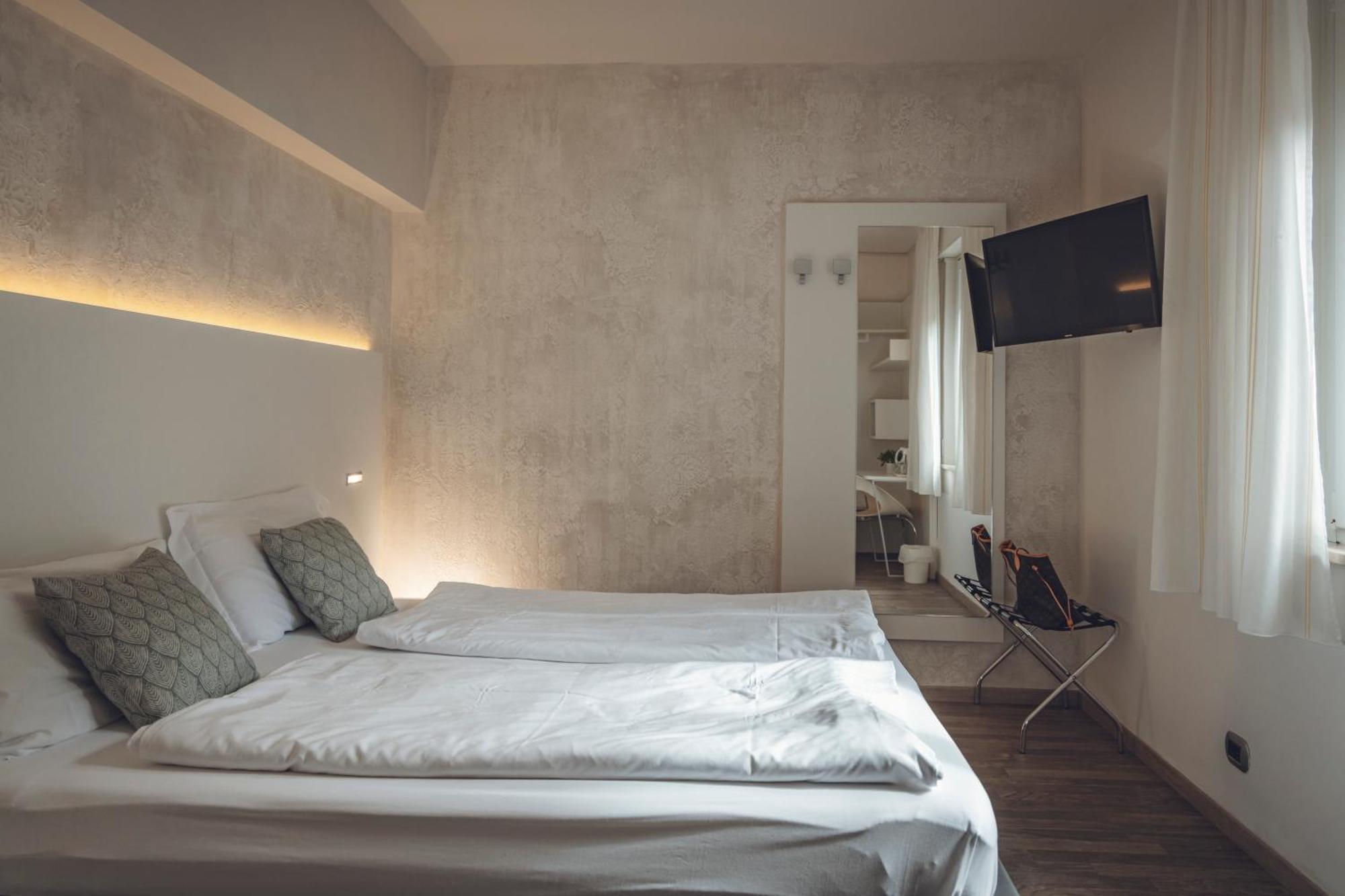 Hotel Villa Alberta ナーゴ エクステリア 写真